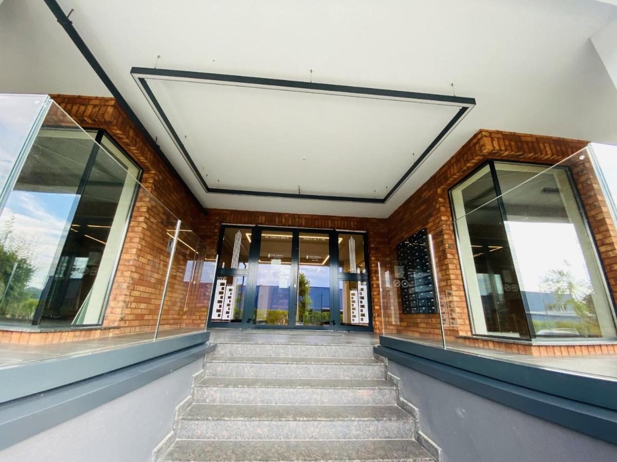 Deluxe Apartment With Balcony And Private Parking In Colvmna Residence Cluj-Napoca Exterior foto