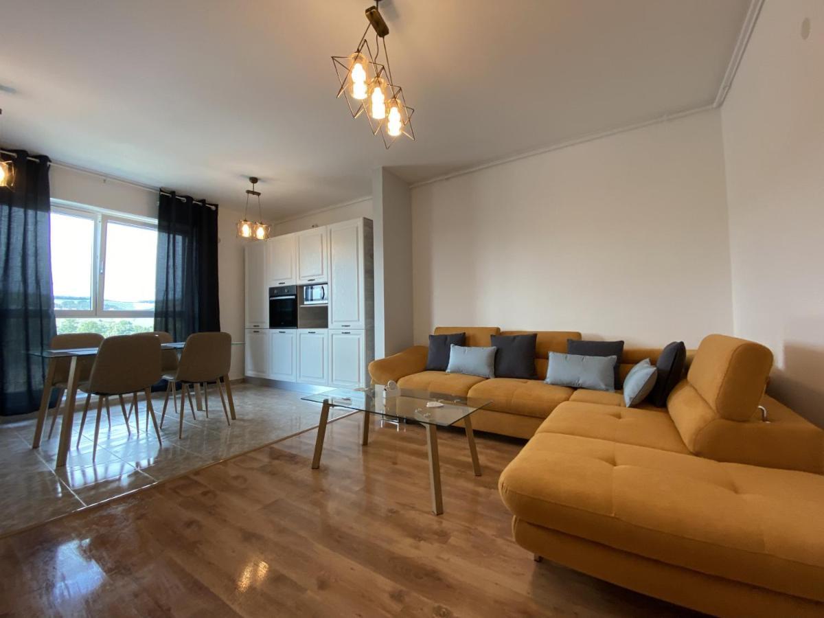 Deluxe Apartment With Balcony And Private Parking In Colvmna Residence Cluj-Napoca Exterior foto
